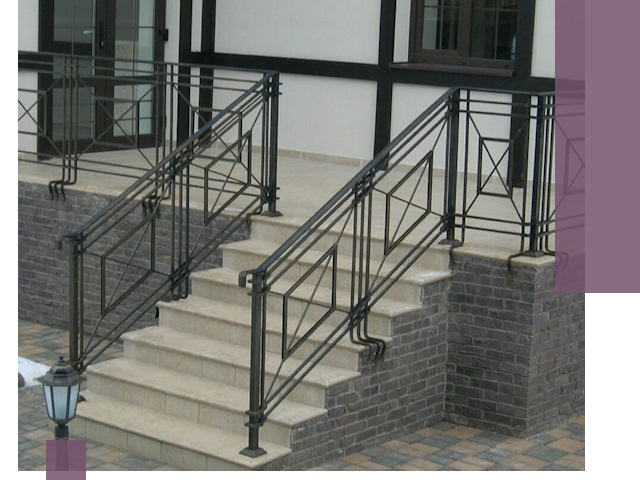 Перила для крыльца в Черемхове — монтаж, изготовление и установка